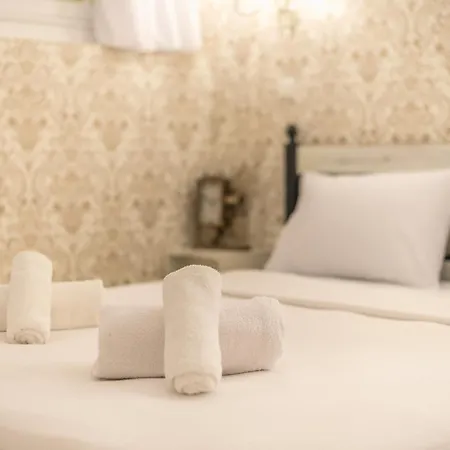Charming Ilisia 1br Near Mt Station Διαμέρισμα *