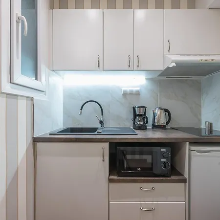 Apartment Charming Ilisia 1br Near Mt Station Athens