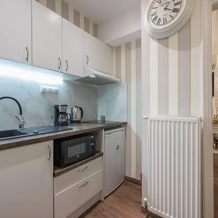 Apartment Charming Ilisia 1br Near Mt Station Athens